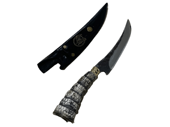 FACA ARTESANAL CURVADA DE DISCO 7 POLEGADAS CABO DE RABO DE TATU (sintético)