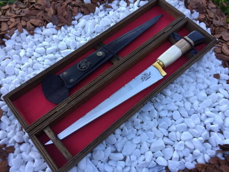 CAIXA RÚSTICA PARA FACA