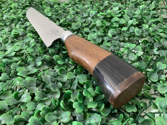 FACA ARTESANAL 08 POLEGADAS CABO DE MADEIRA E CHIFRE