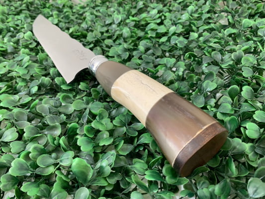 FACA ARTESANAL 08 POLEGADAS CABO DE OSSO E CHIFRE