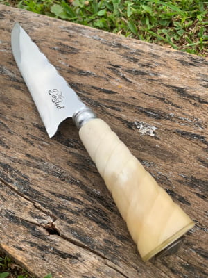 FACA ARTESANAL PERSONALIZADA PARA CHURRASCO CABO DE OSSO TORNEADO