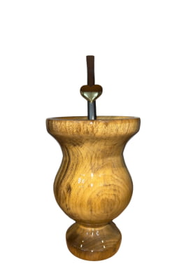 CUIA DE CHIMARRÃO DE MADEIRA NATURAL COM PEZINHO 