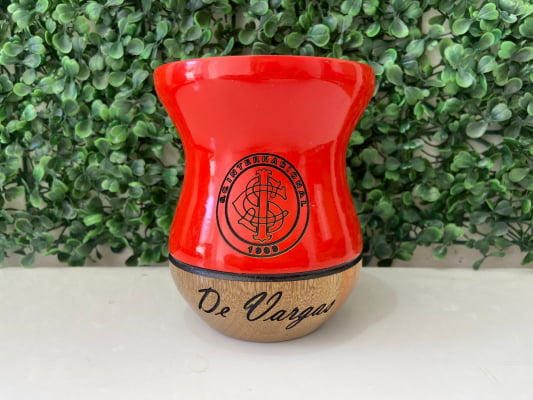 CUIA DE MADEIRA PERSONALIZADA VERMELHA