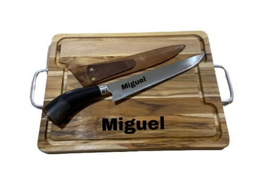 KIT TÁBUA E FACA PERSONALIZADA