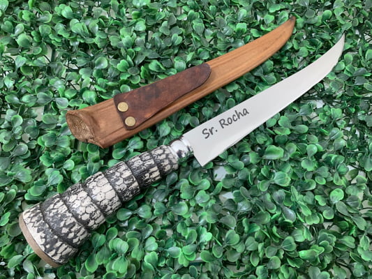 FACA INOX ARTESANAL PERSONALIZADA PARA CHURRASCO CABO DE TATU SINTÉTICO